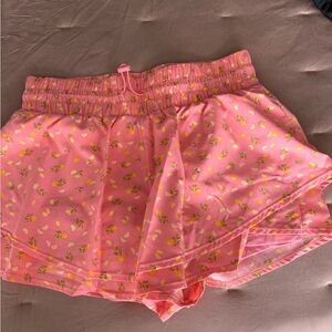 JoyLab Pink and Yellow Patterned Shorts
